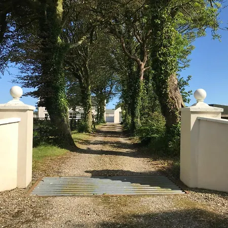 Ferienhaus The Avenue Farmhouse
